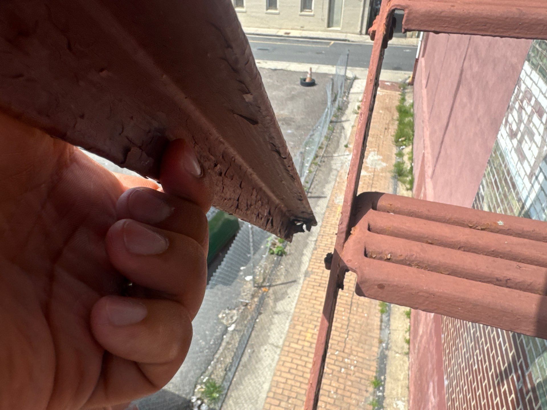 Handrail